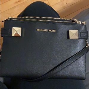 Mk purse basically new!